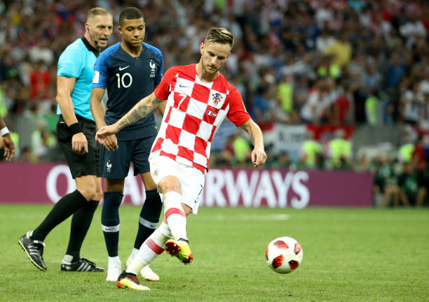 中场之一 中场之一